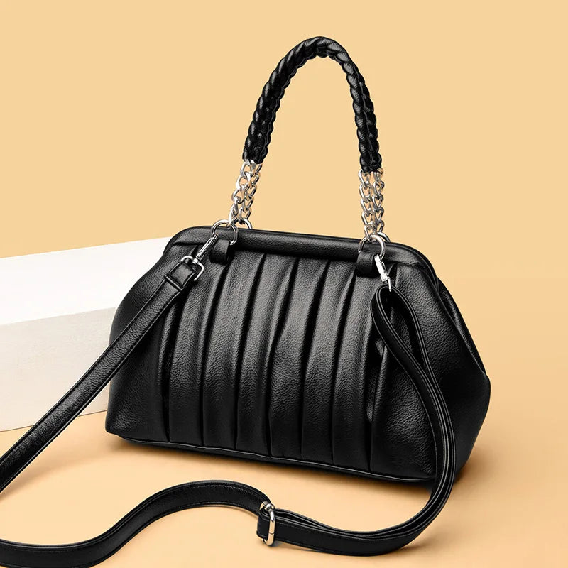 Élanne Pleat Handle Bag