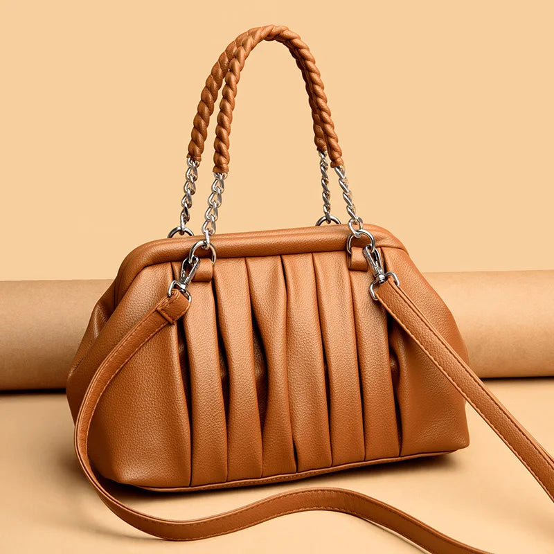 Élanne Pleat Handle Bag