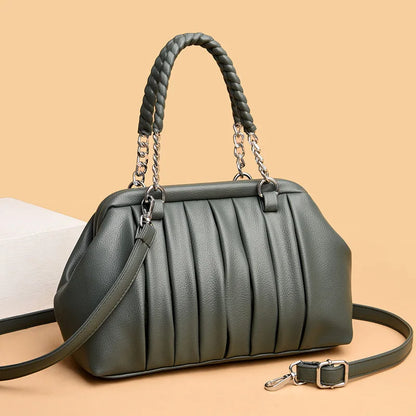 Élanne Pleat Handle Bag