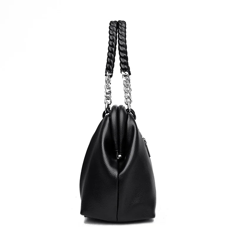 Élanne Pleat Handle Bag