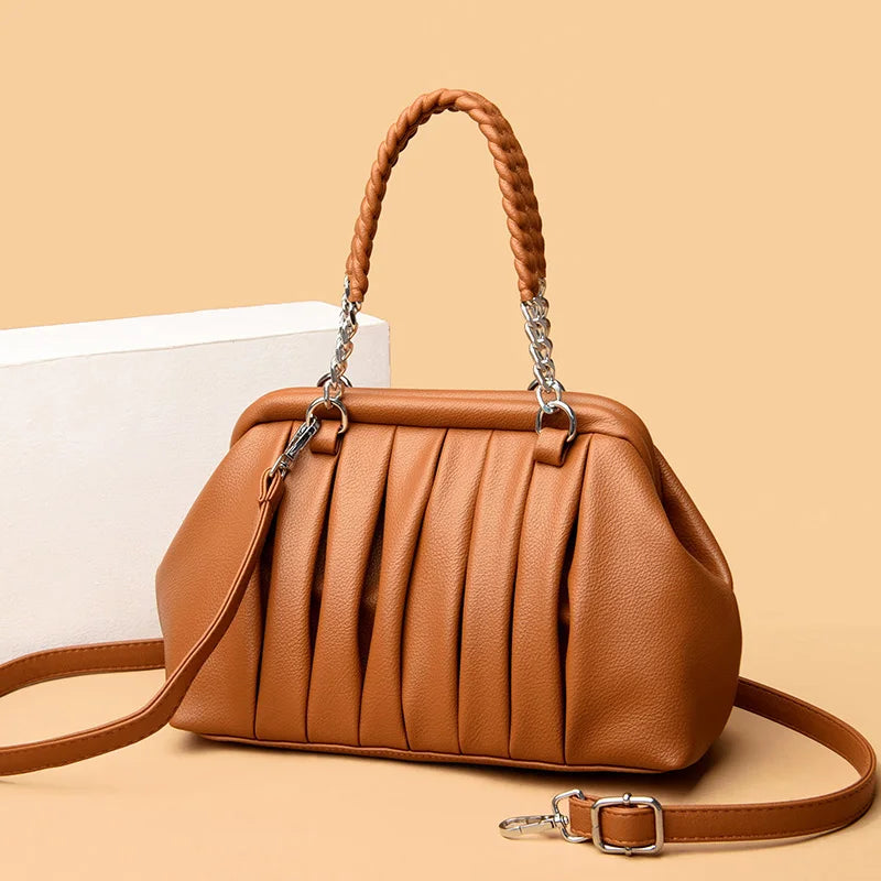 Élanne Pleat Handle Bag